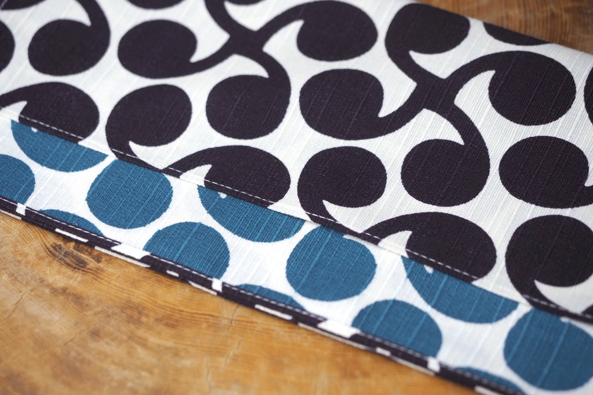 "Furoshiki" Wrapping Cloth - Isa Monyo Reversible New Sprout Purple/Blue (48cm x48cm)