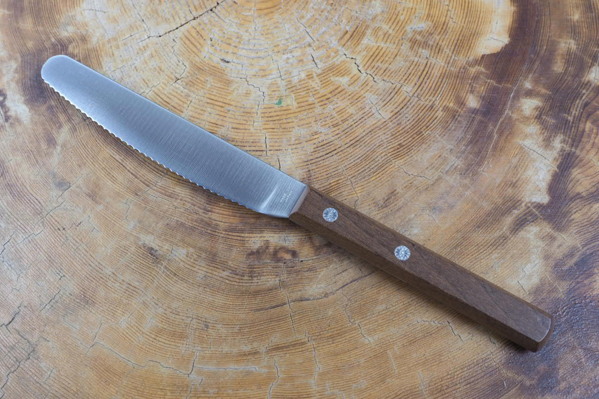 Kanetsune AUS-8 Serrated Blade Spread Knife 11cm