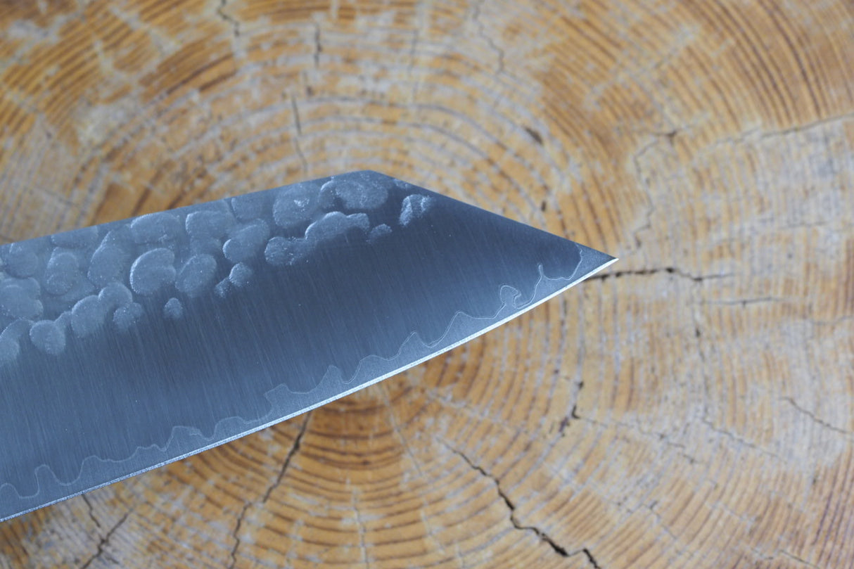 残心 Zan Shin® SORA (from Seki) - VG10 Bunka Knife Hammered Finish 18cm with Grey Laminated Plywood Handle