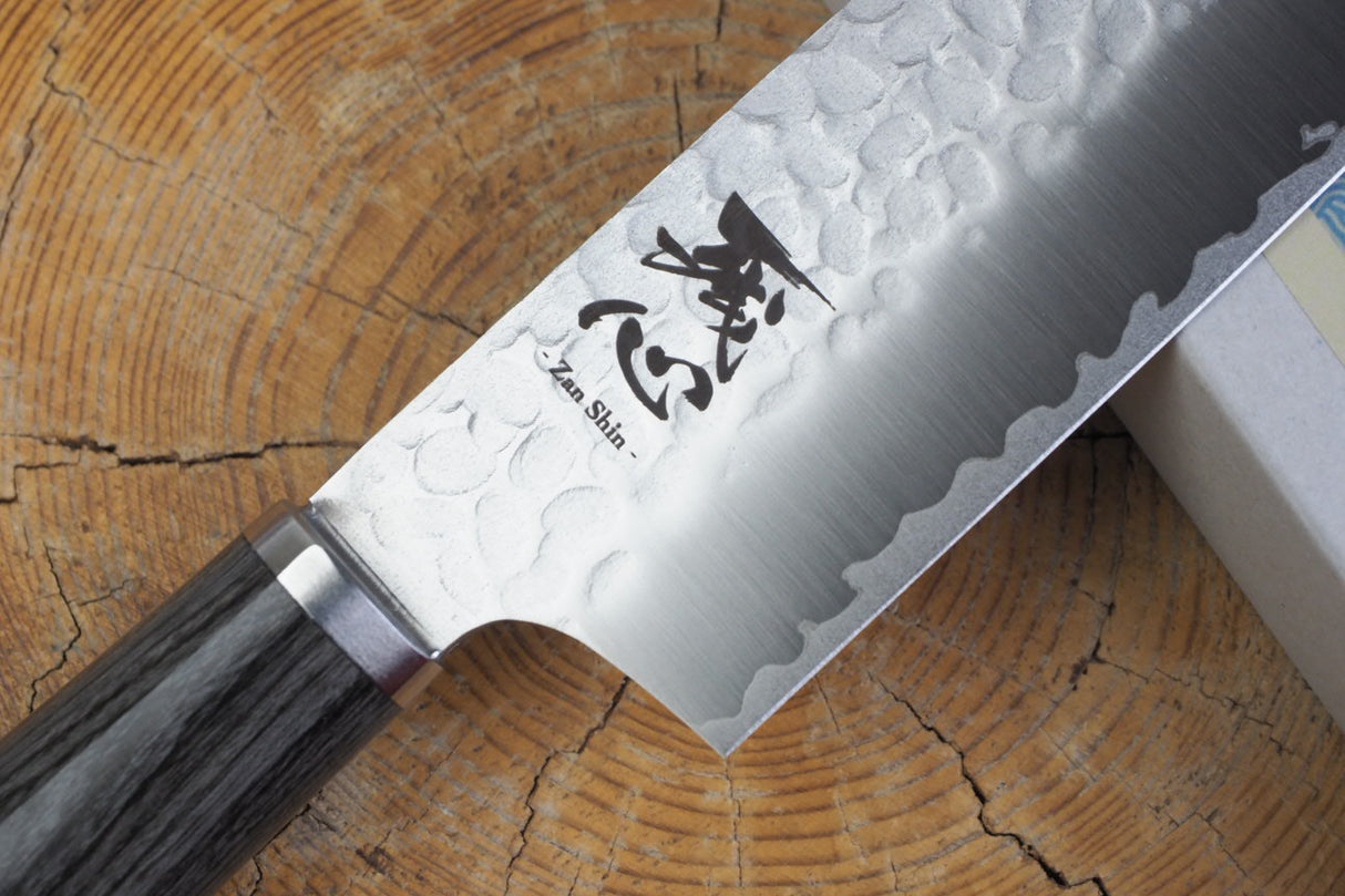 残心 Zan Shin® SORA (from Seki) - VG10 Santoku Hammered Finish with Grey Laminated Plywood Handle 16.5cm