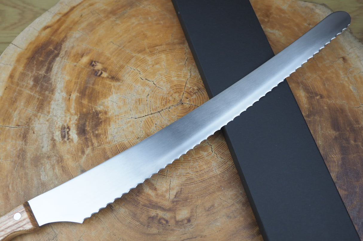 Nisaku Serrated Bread Knife 33cm