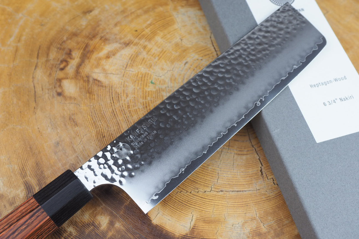 Seki Kanetsugu - Heptagon Wood Nakiri VG10 Steel hammered finish 17.5cm