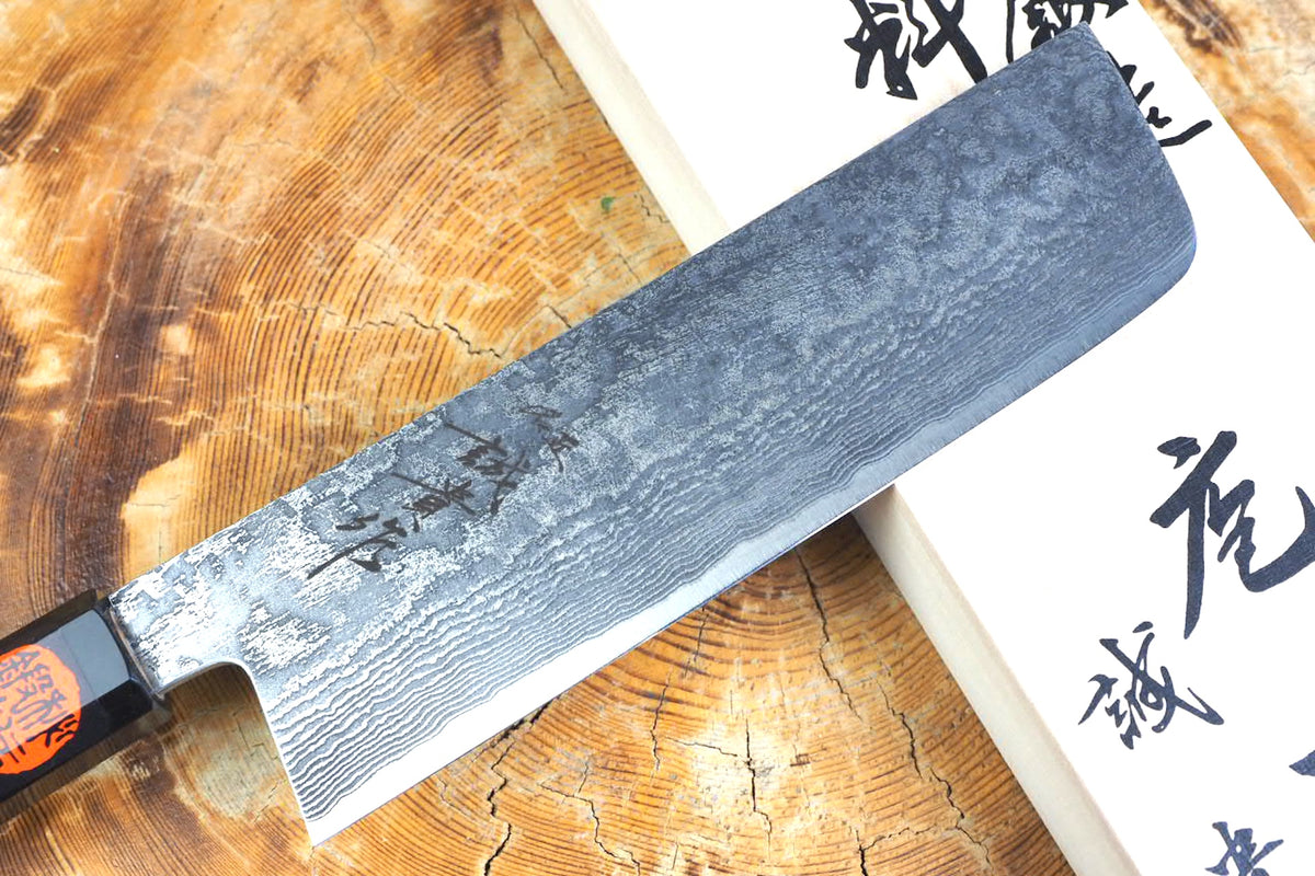 Shigeki Tanaka - "Harukaze" Hand Forged SG2 Damascus Nakiri 16.5cm with Walnut Handle