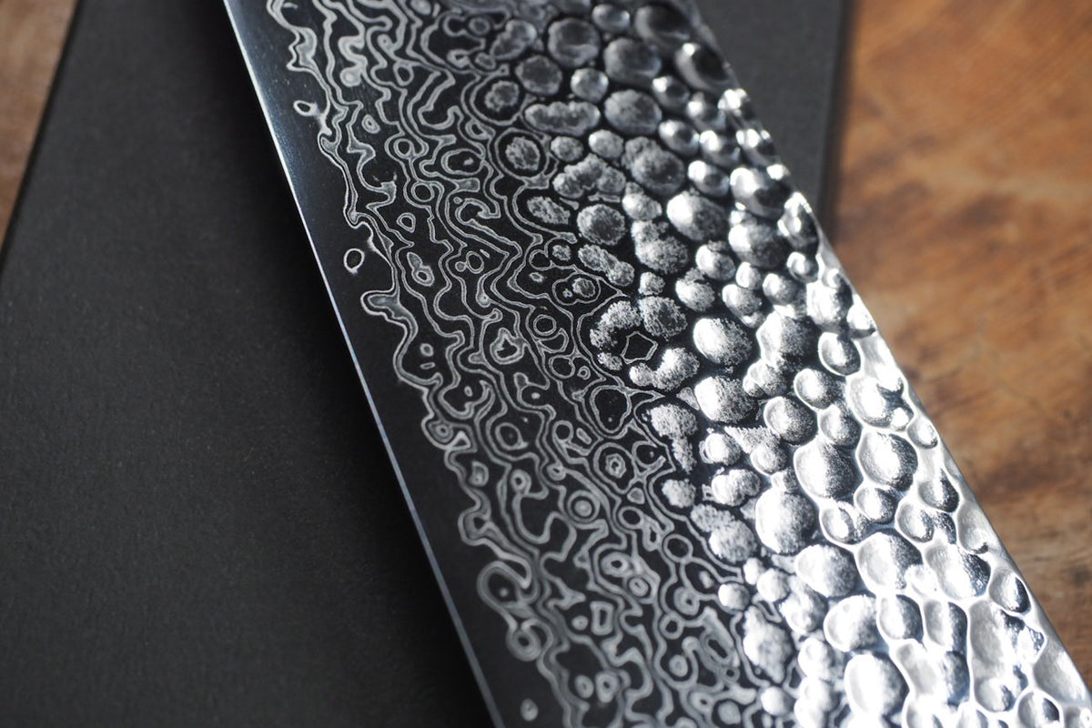 残心 Zan Shin® San - Ginsan Silver-3 Steel Nickel Damascus Santoku 17cm