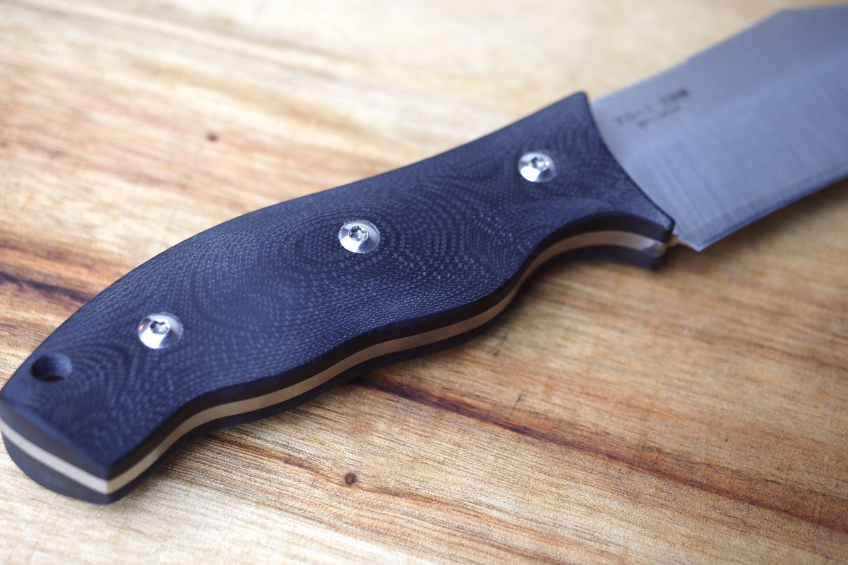 Outdoor Knife - MAGNUM-G Fixed VG1 Steel with G-10 Handle (Belt Clip Sheath Included)
