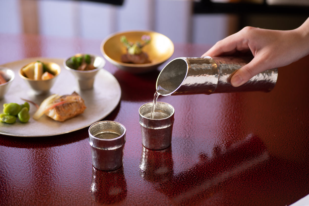 Nousaku - Bamboo Sake Set - Hammered Pattern