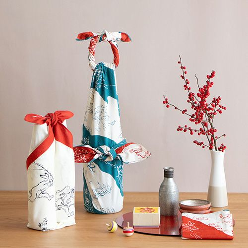 "Furoshiki" Wrapping Cloth - Sankin Reversible Choju-Jinbustu-Giga  (104cm x104cm)