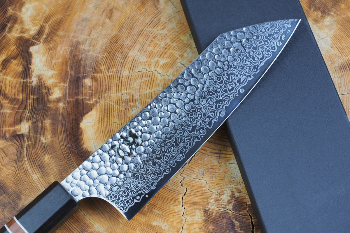 残心 Zan Shin® San - Ginsan Silver-3 Steel Nickel Damascus Santoku 17cm