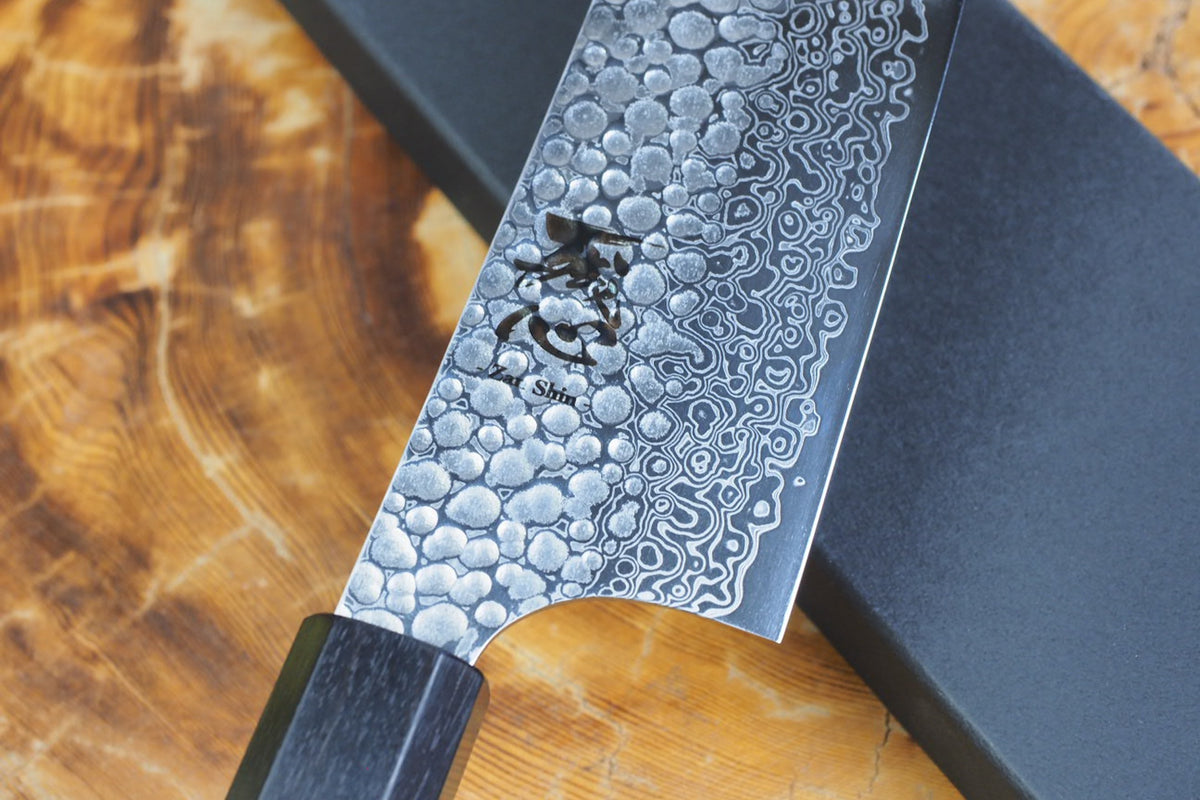残心 Zan Shin® San - Ginsan Silver-3 Steel Nickel Damascus Santoku 17cm
