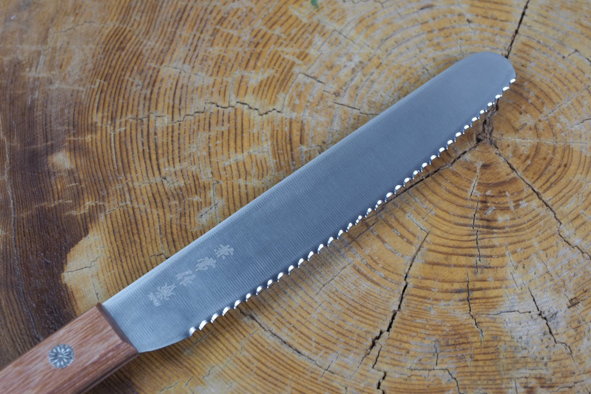 Kanetsune AUS-8 Serrated Blade Spread Knife 11cm Red Plywood Handle