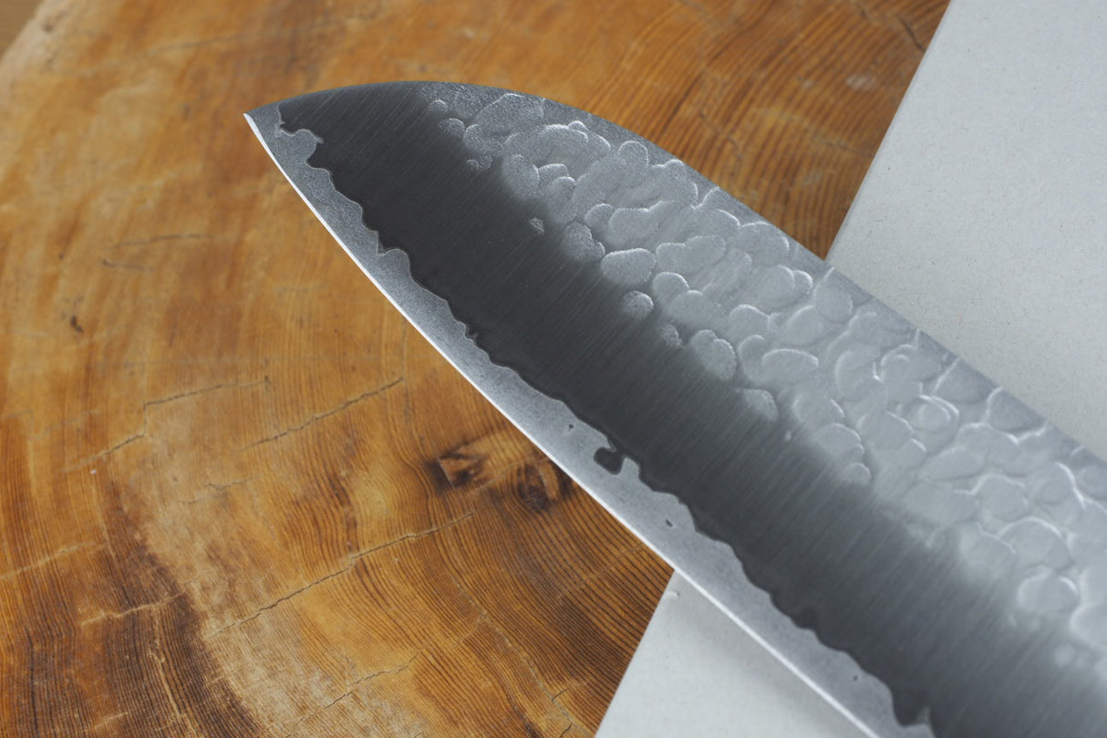 残心 Zan Shin SORA (from Seki) - VG10 Santoku Hammered Finish with Walnut Handle 16.5cm