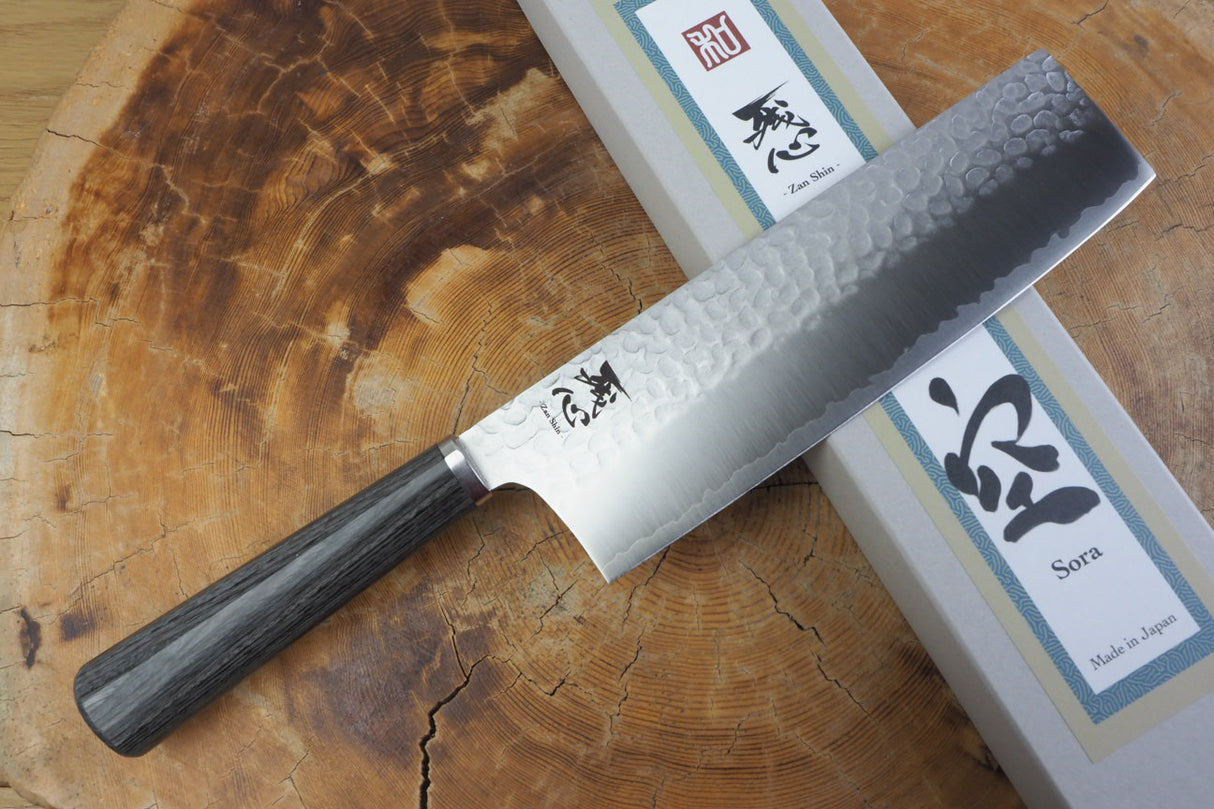 残心 Zan Shin® SORA (from Seki) - VG10 Nakiri Knife Hammered Finish Knife with Grey Laminated Plywood Handle 18cm