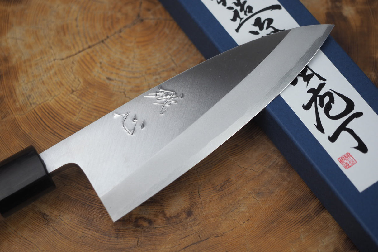 残心 Zan Shin (by Shigeki Tanaka) - Hand Forged Ginsan-Silver3 Steel Deba Knife with Walnut Handle (15cm)