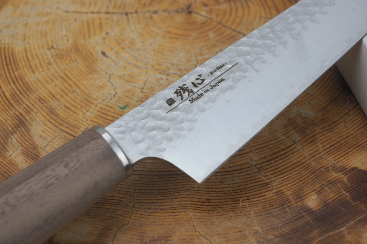 残心 Zan Shin SORA (from Seki) - VG10 Bunka (K-tip) Hammered Finish with Walnut Handle 15cm