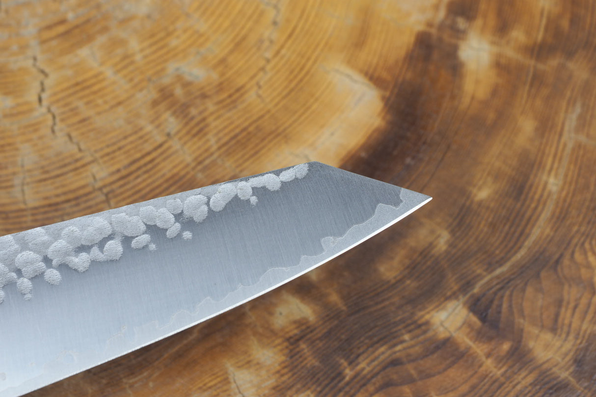 残心 Zan Shin SORA (from Seki) - VG10 Bunka (K-tip) Hammered Finish with Walnut Handle 15cm