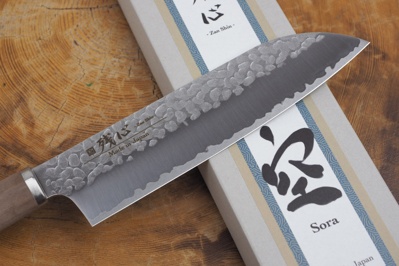 残心 Zan Shin® SORA (from Seki) - VG10 Santoku Hammered Finish