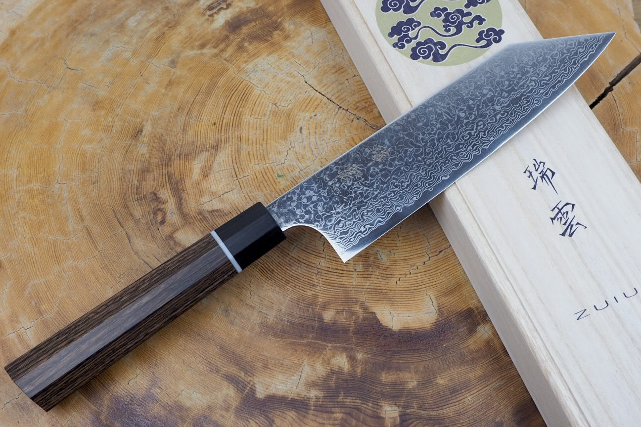 Seki Kanetsugu - Zuiun Santoku SG2 High Speed Powdered Steel
