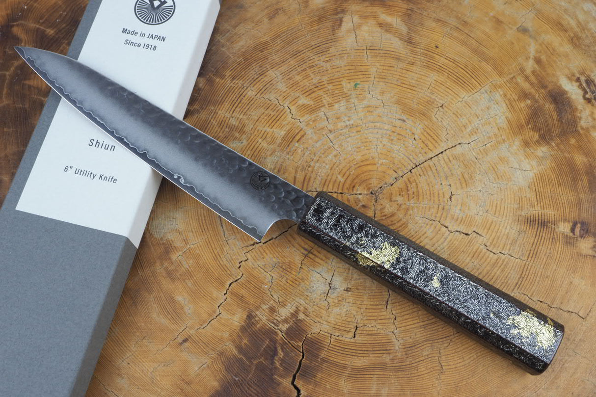 Seki Kanetsugu - Shiun Petty Knife 15cm VG10 Steel with Gold Leaf on Silver Lacquer Oak Handle