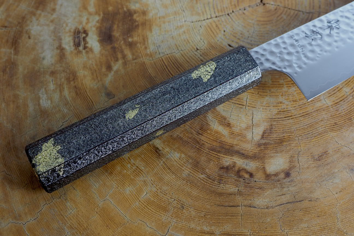 Seki Kanetsugu - Shiun Gyuto Chef's Knife 20cm VG10 Steel with Gold Leaf on Silver Lacquer Oak Handle