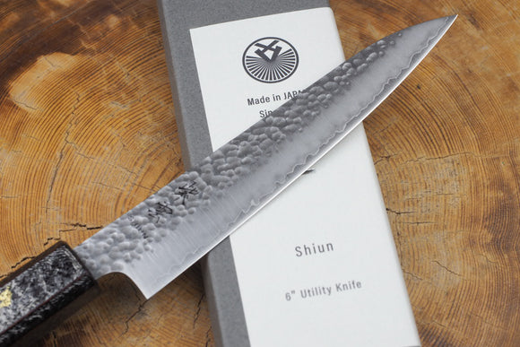 Seki Kanetsugu - Shiun Petty Knife 15cm VG10 Steel with Gold Leaf on Silver Lacquer Oak Handle
