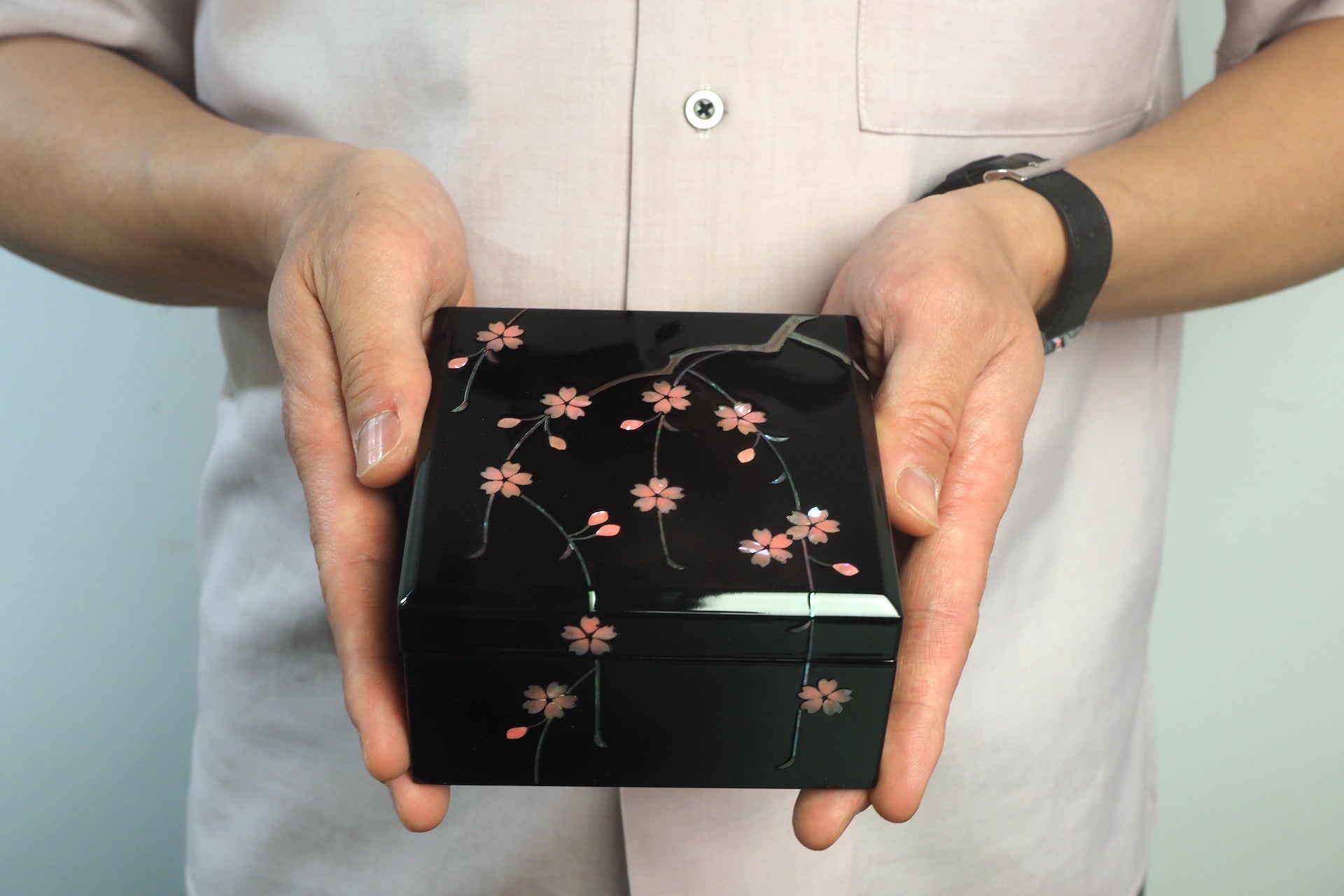Raden Lacquer Jewel Box - Cherry Blossom Pattern (black) (11.2x11