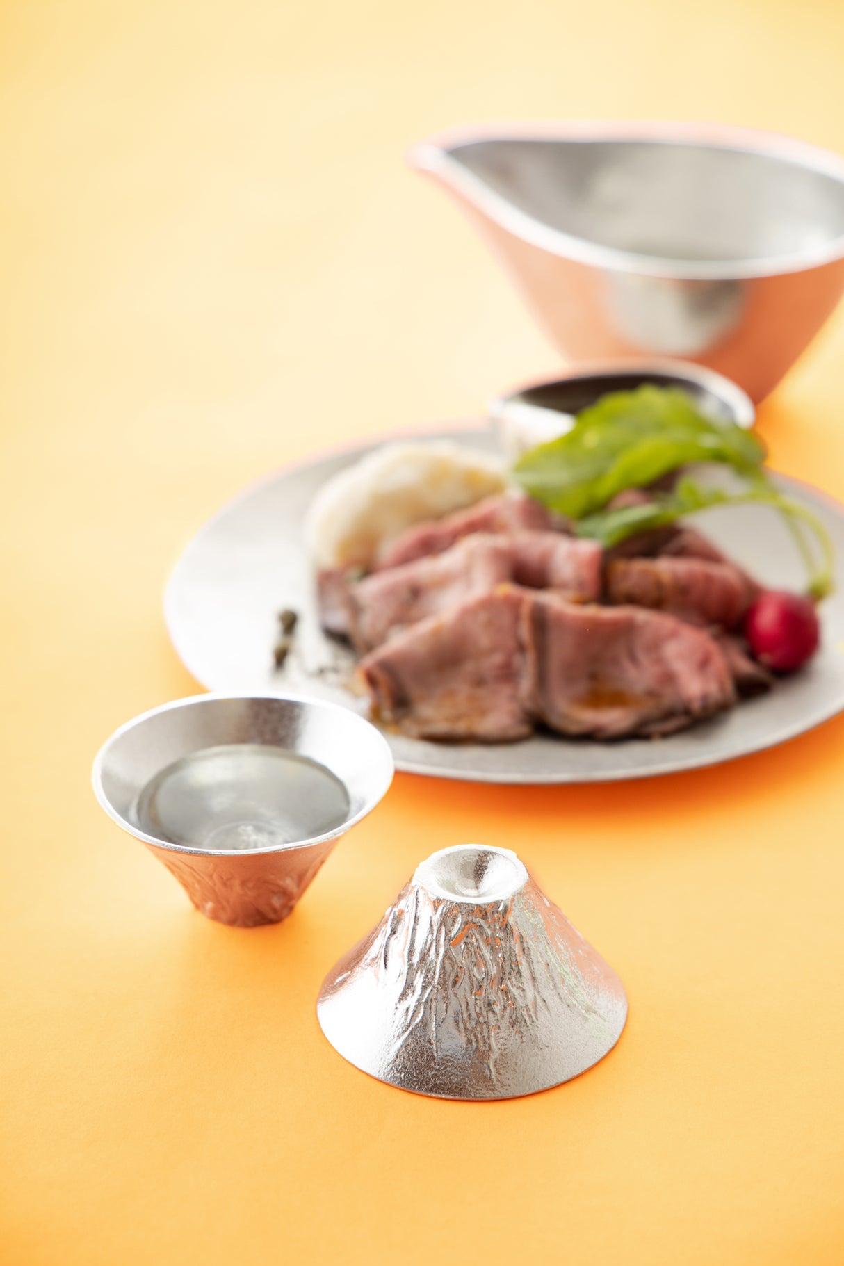 Nousaku - Mt.Fuji Sake Cup Gift Set (Silver outer - Silver inner & Silver outer - Gold inner)