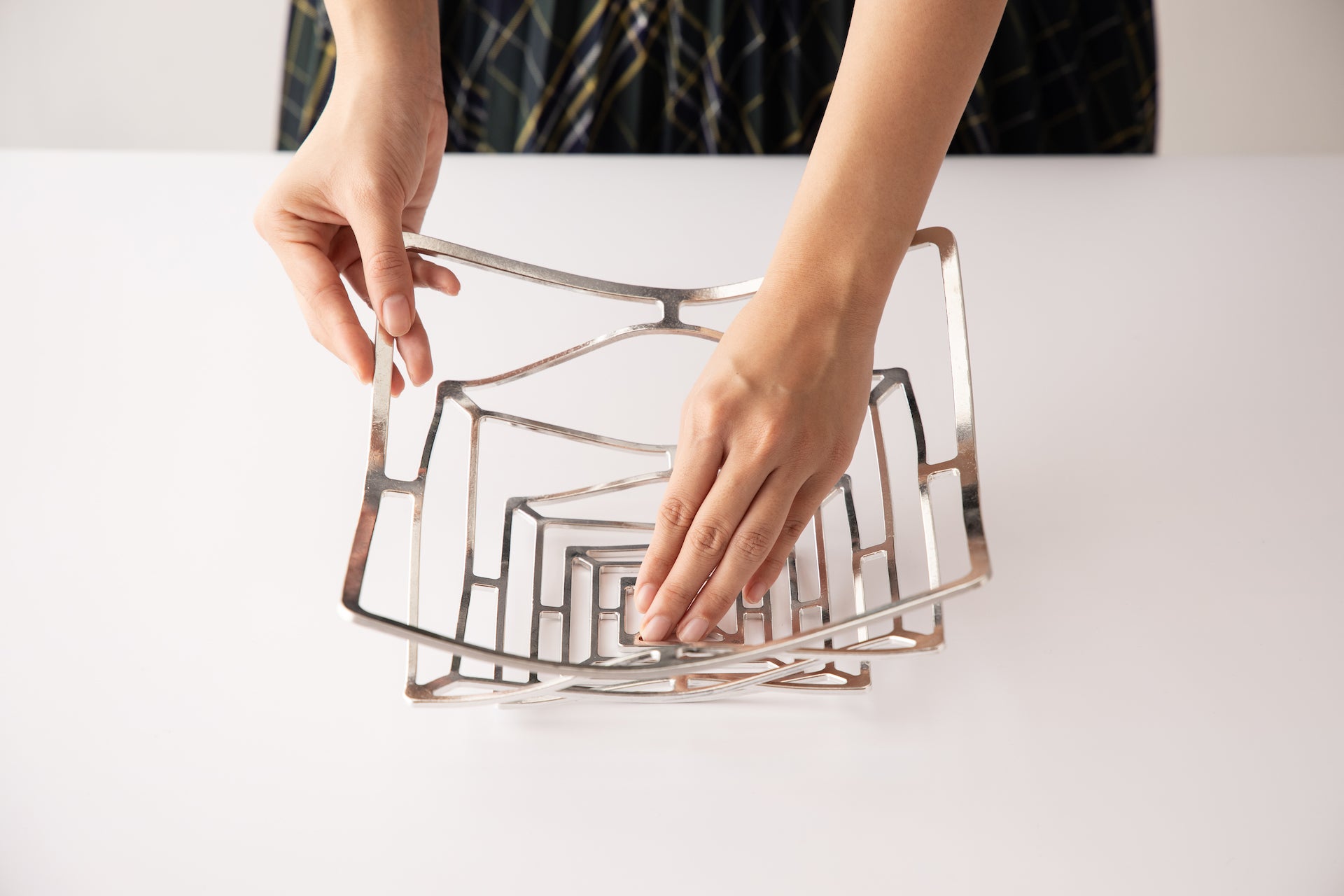 Nousaku - KAGO Bendable Tin Basket - Square L – Kaz's Knife and