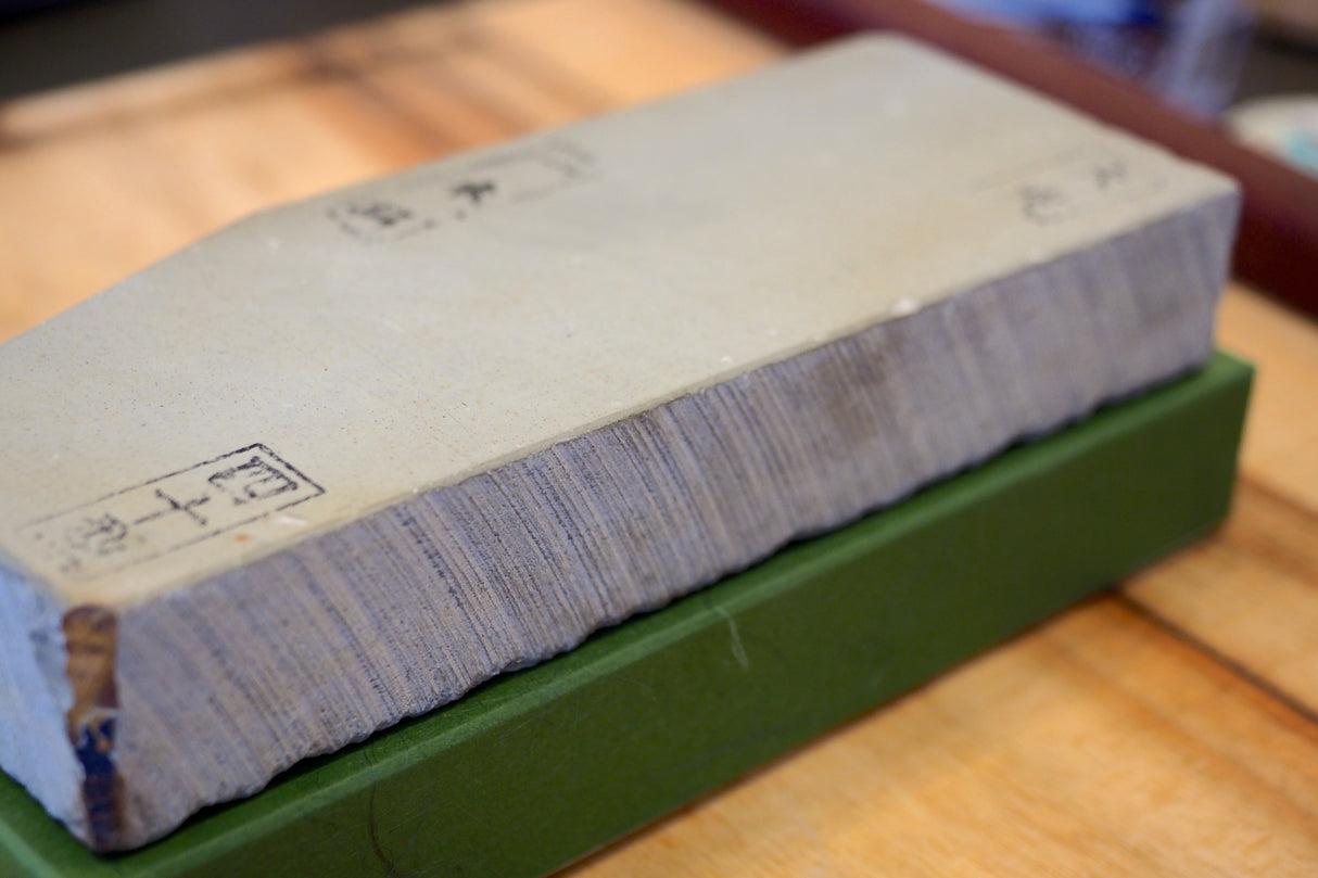 Jnat (Japanese Natural Whetstone) - Ohzuku Awasedo type 40 Ipponsen