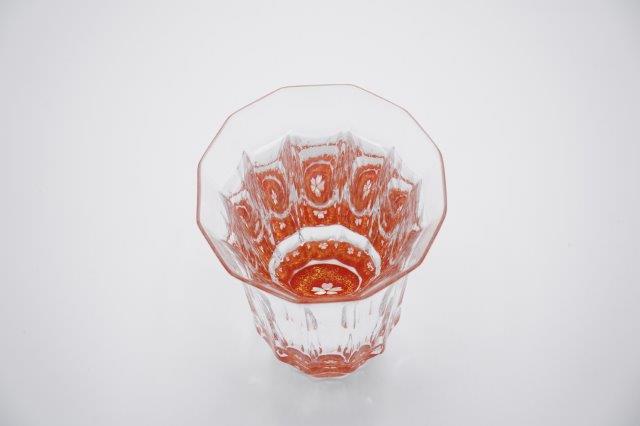 "Raden" Lacquer Coated Glass 150ml - Kaleidoscope Glass with Cherry Blossoms Pattern (gold-red)